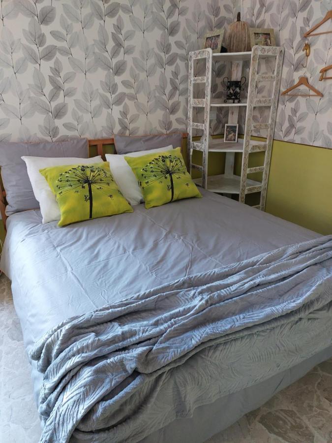 Bed And Breakfast La Pecora Rosa Sant'Omero Εξωτερικό φωτογραφία