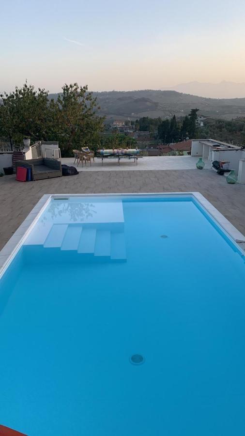 Bed And Breakfast La Pecora Rosa Sant'Omero Εξωτερικό φωτογραφία