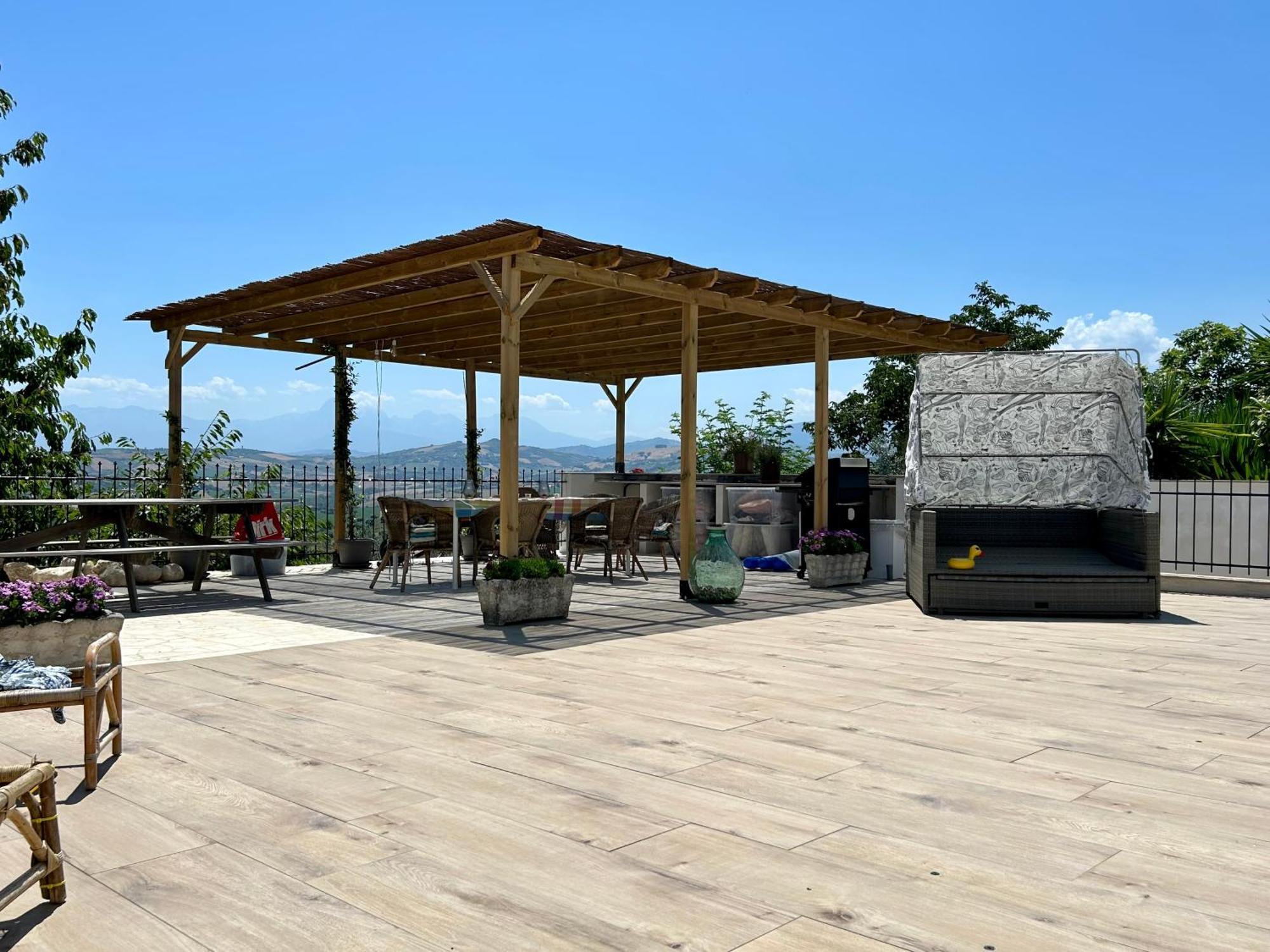 Bed And Breakfast La Pecora Rosa Sant'Omero Εξωτερικό φωτογραφία